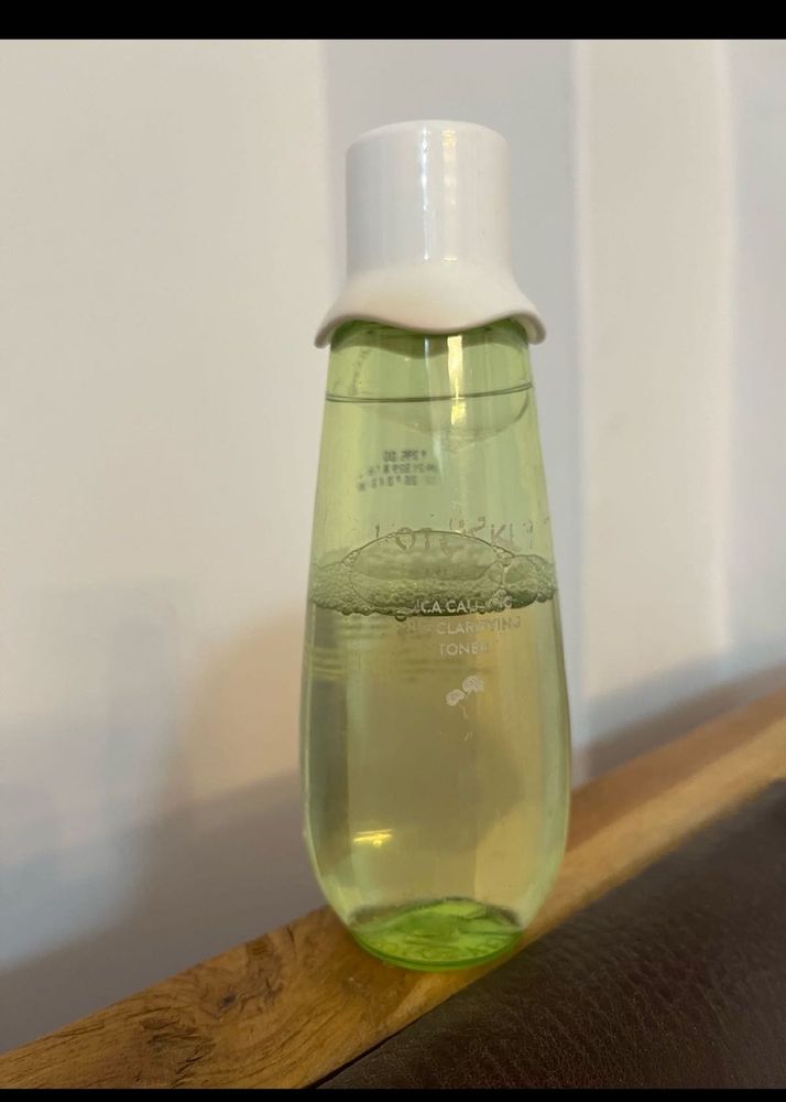Dot &amp; Key Revitalizing FacialToner