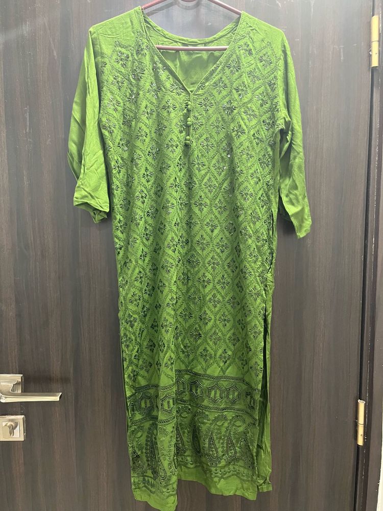 Green Embroidered Kurta