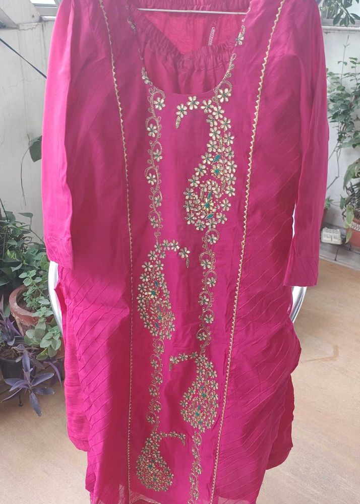 Beautiful Embroidered Pink Kurta set perfect for f