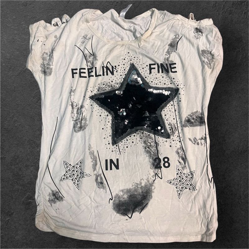 Feelin' Fine Tee with Star