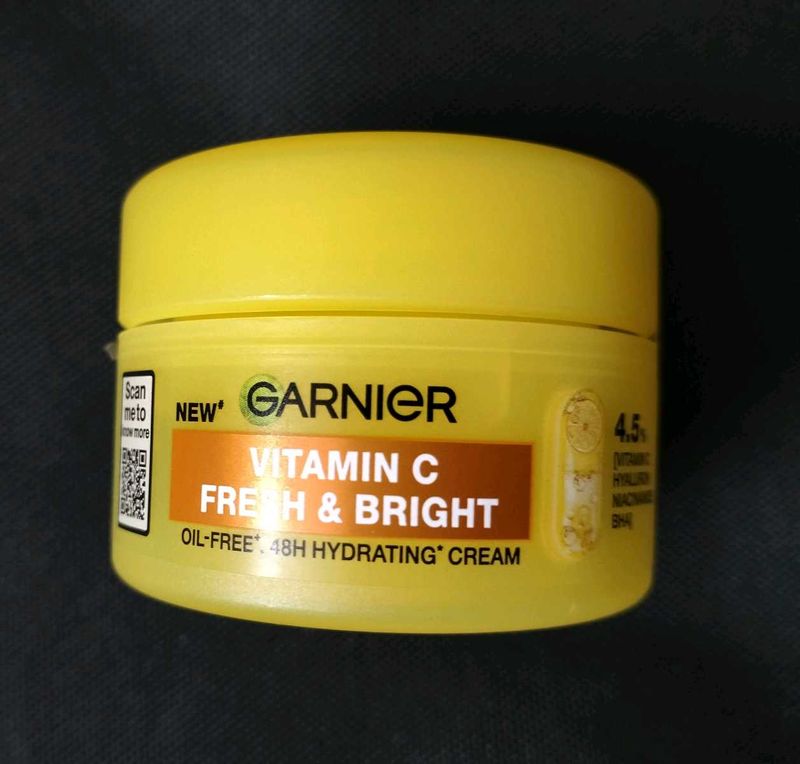 Garnier Vitamin C Fresh &amp; Bright Hydrating Cream