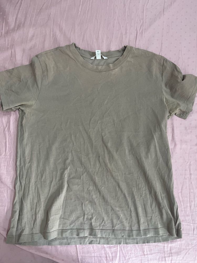 Casual Olive Green T-Shirt