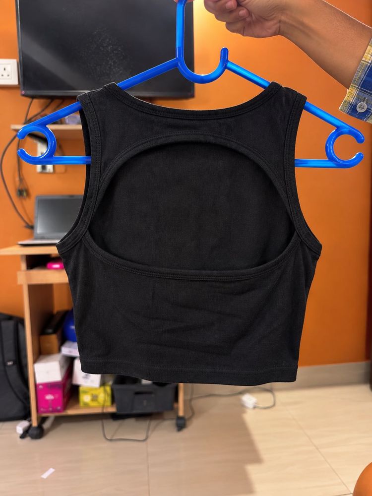 Stylish Black Cropped Tank Top
