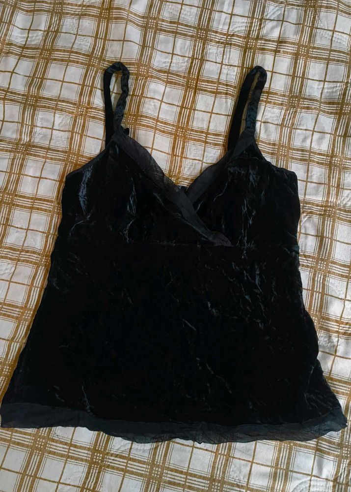 Elegant Black INC International Concepts top