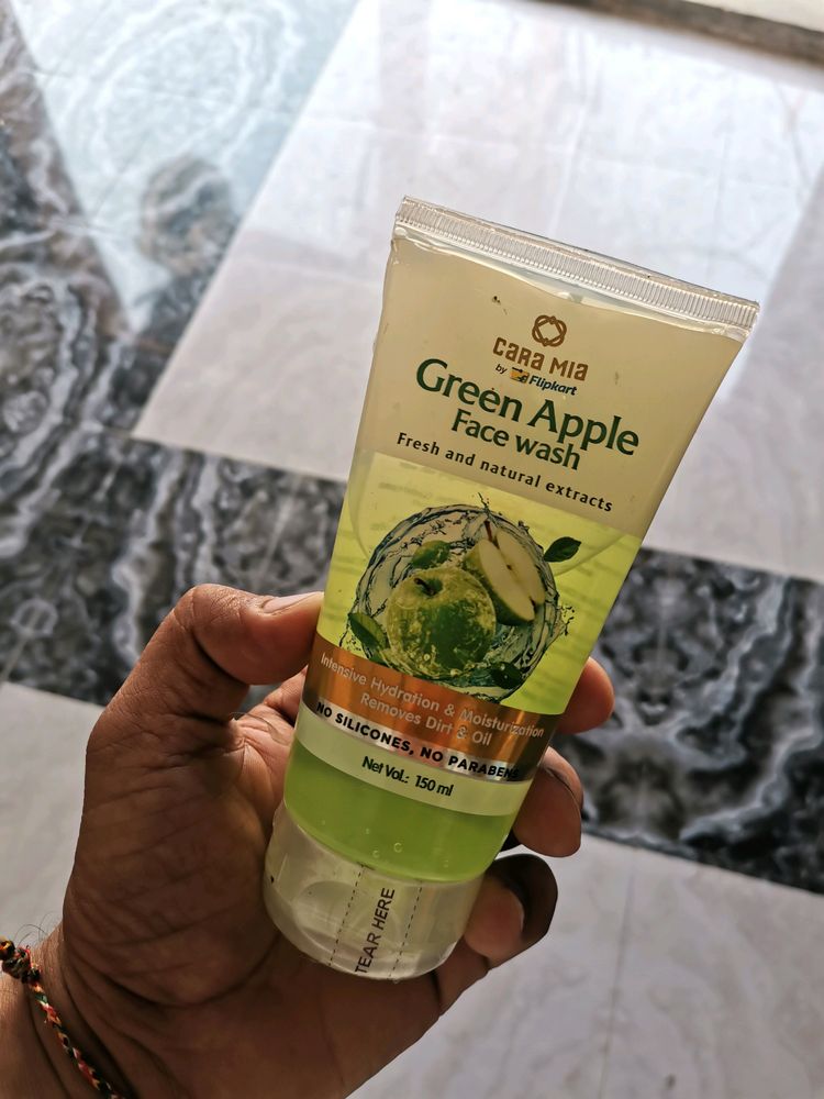 Cara Mia Green Apple Facewash