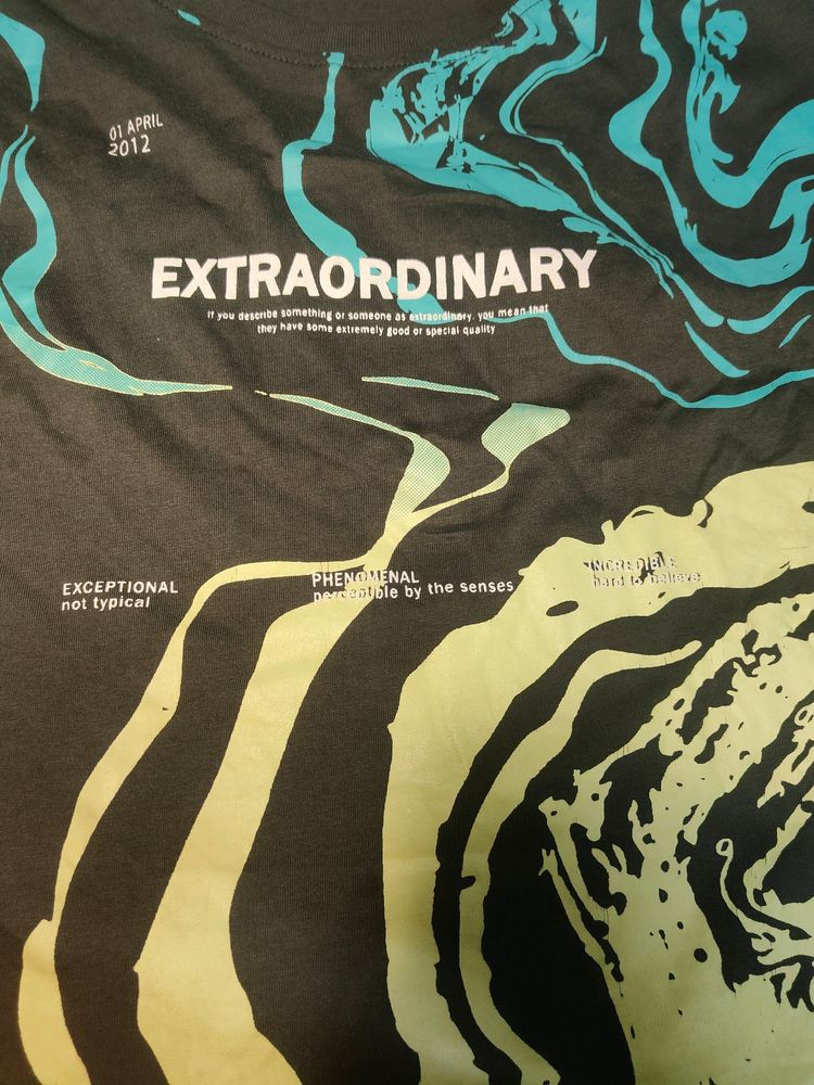 Graphic Print Tee