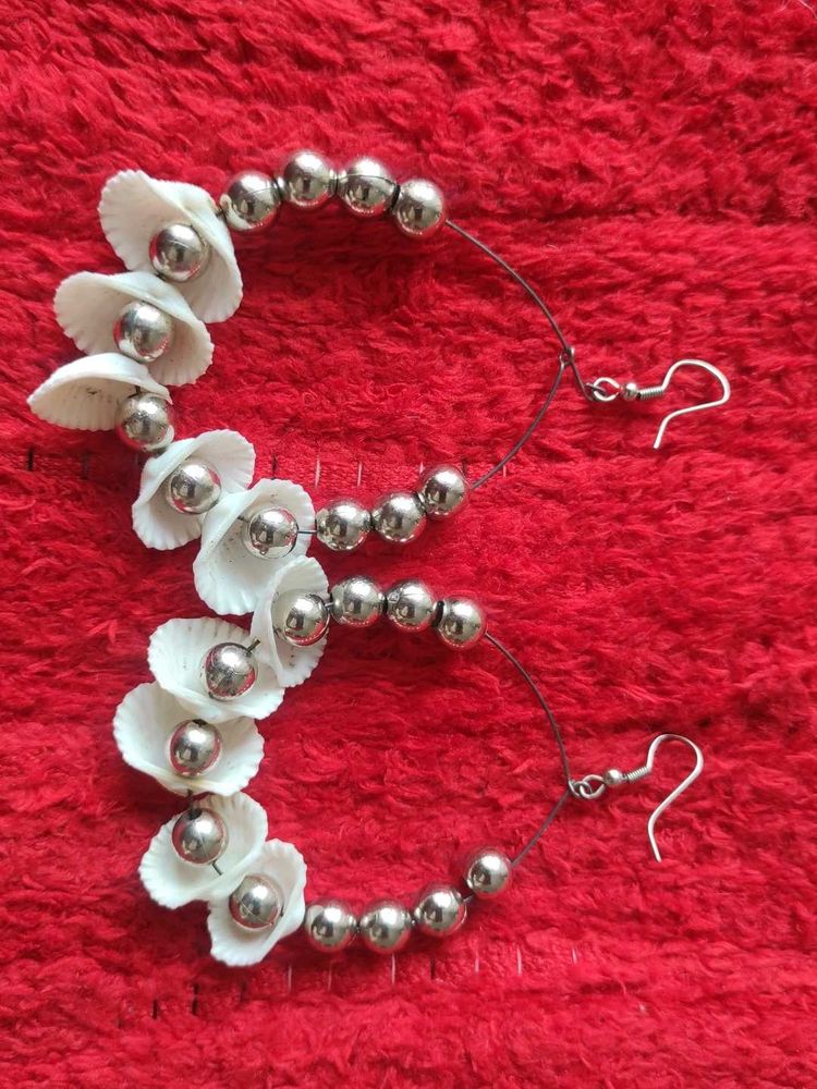 COMBO EARRINGS 🐚✨Set Of 3  🤍♥️💛 +1💗