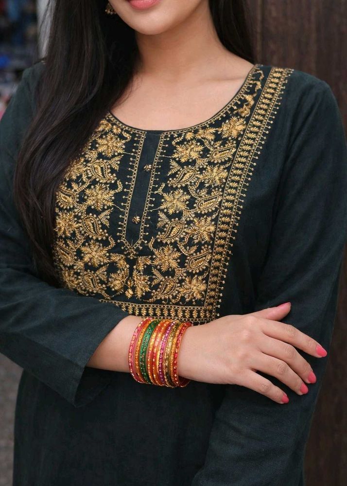 Elegant Embroidered Kurta