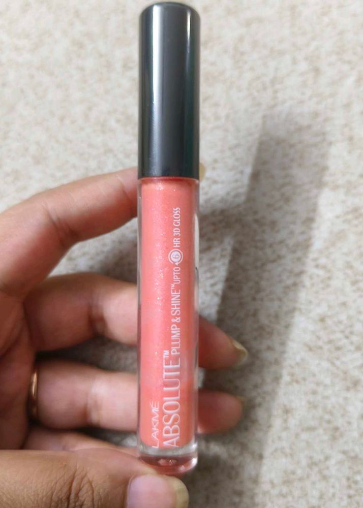 Lakme Absolute Plump &amp; Shine Lip Gloss