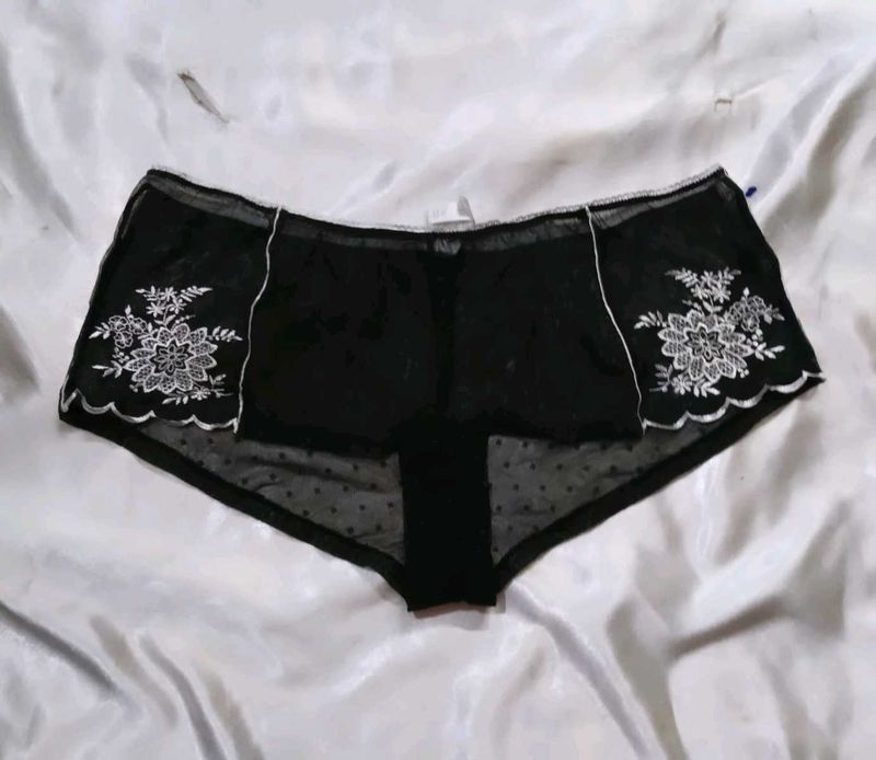 Black panty