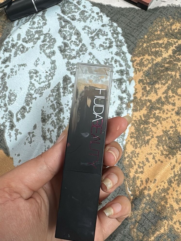 Huda Beauty Foundation
