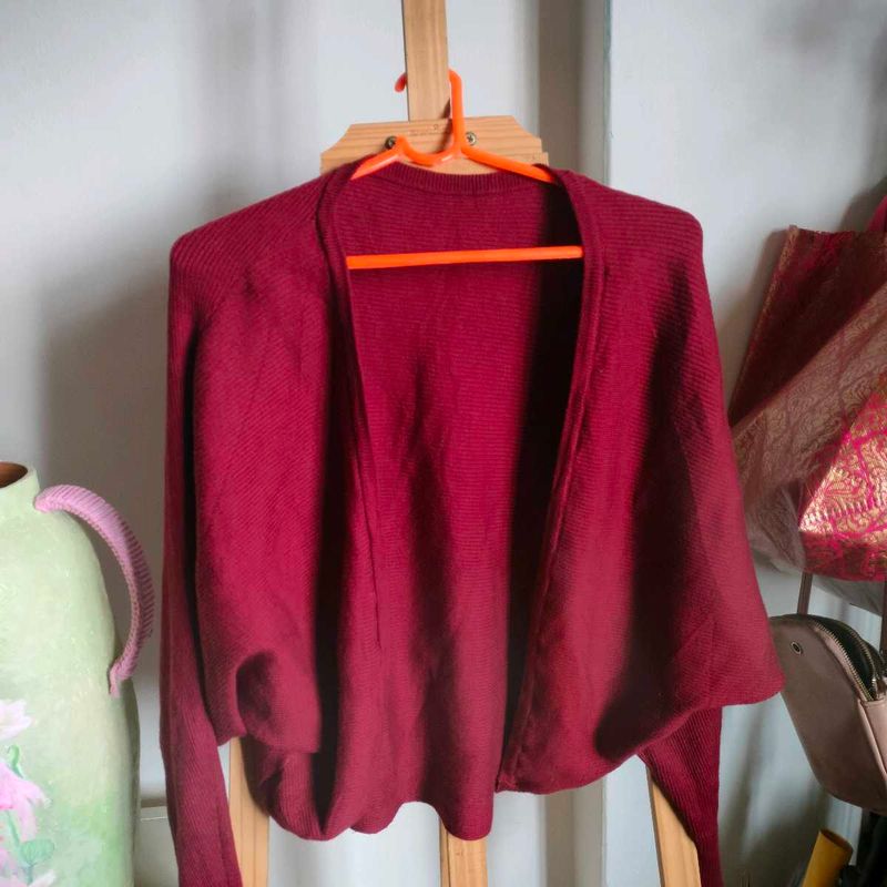 Chic Maroon Knit Cardigan