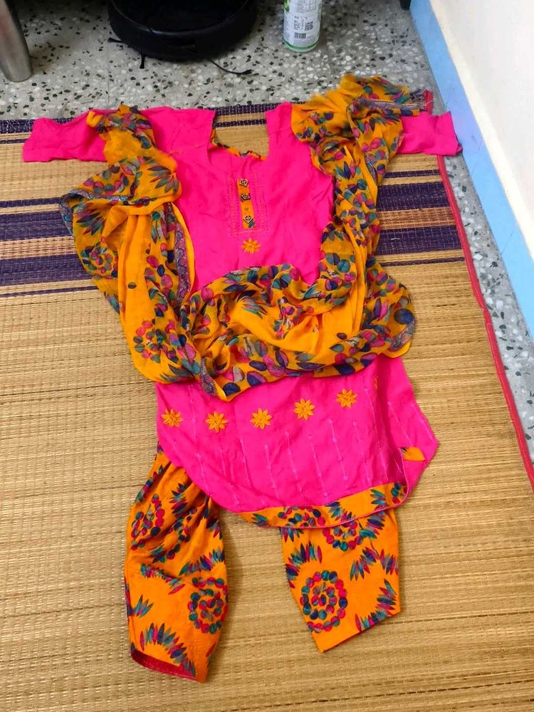 Vibrant Pink Orange Printed salwar Set wit dupata