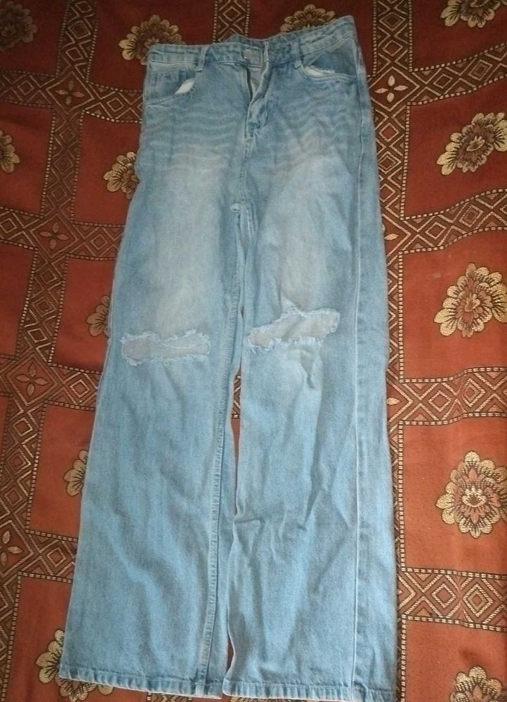 Light Wash Ripped Wide Leg Jeans