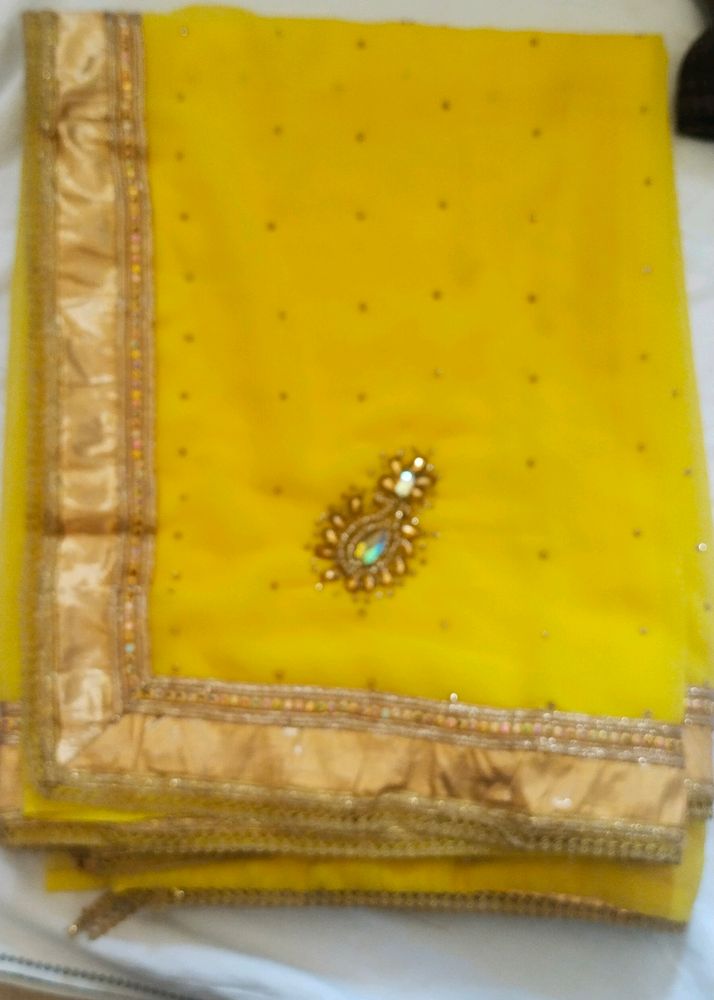 Saree With Blouse