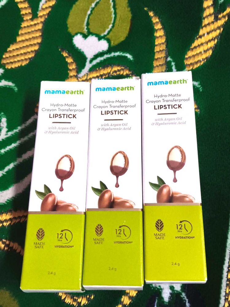 Pack of 3 Mamaearth Hydra-Matte Transferproof Lips