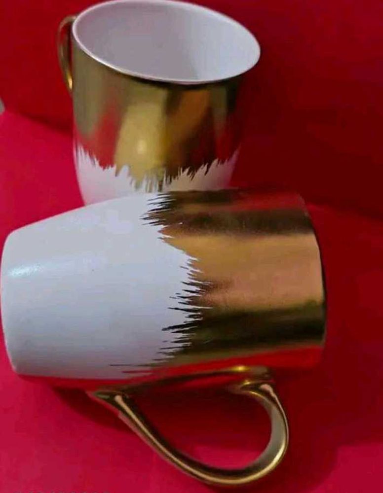 Elegant Gold &amp; White Ceramic Mug