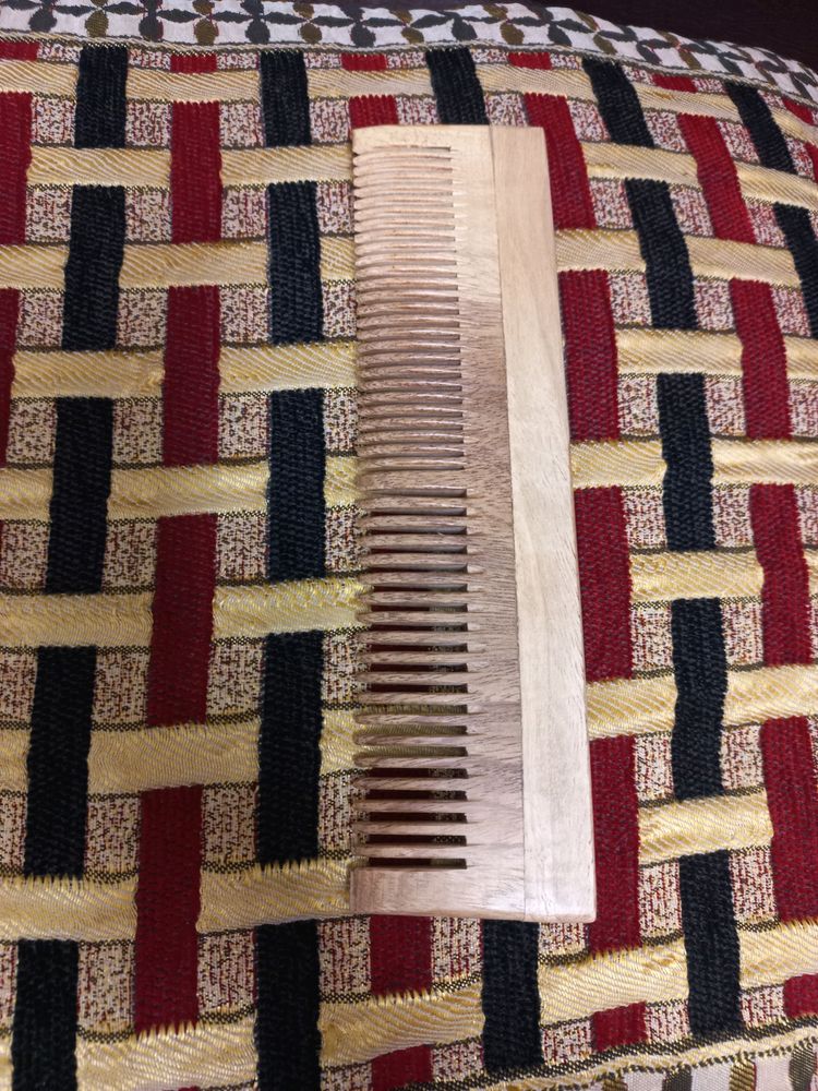 NEEM WOODEN COMB
