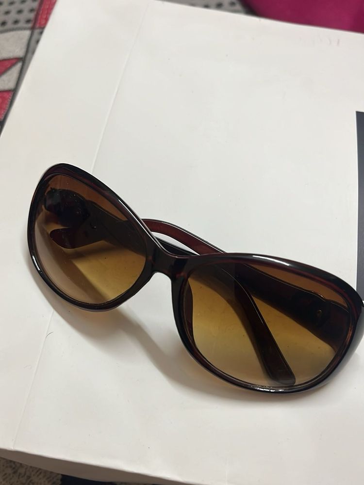 Stylish Brown Sunglasses