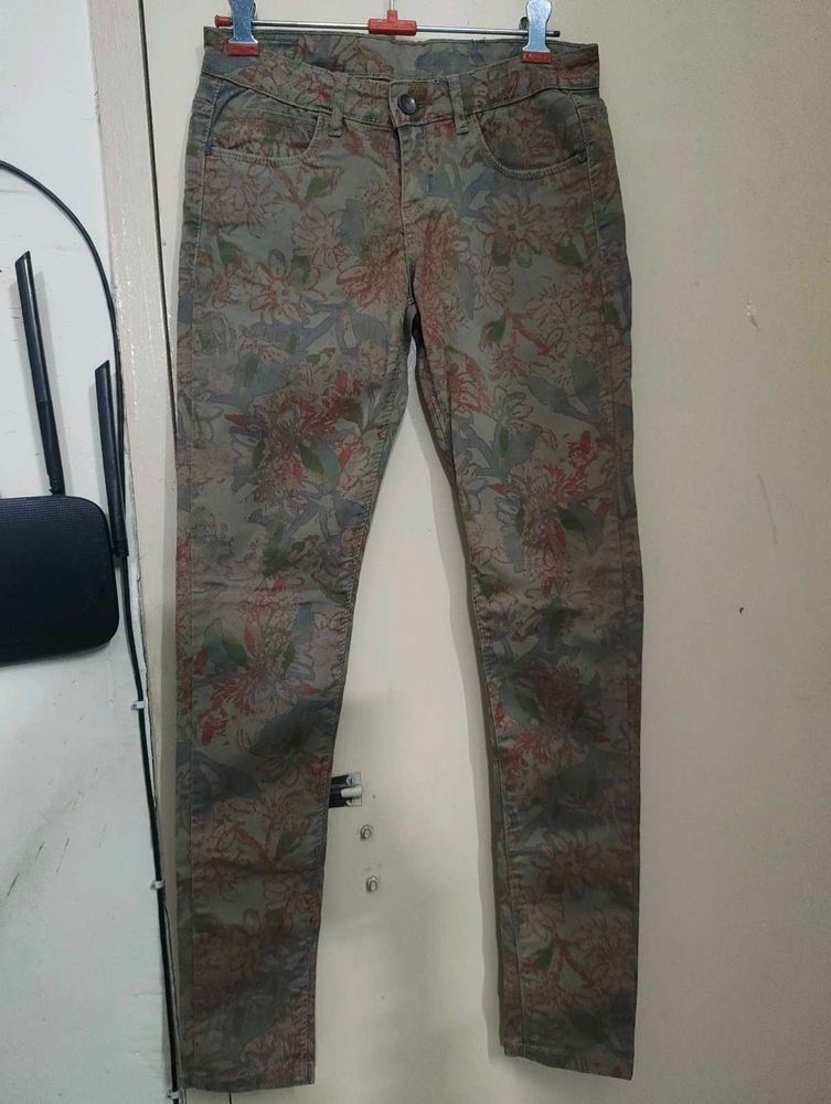 Floral Print Skinny Jeans