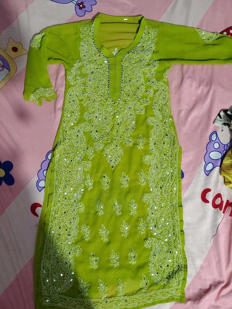 Stunning Green Embroidered Kurta
