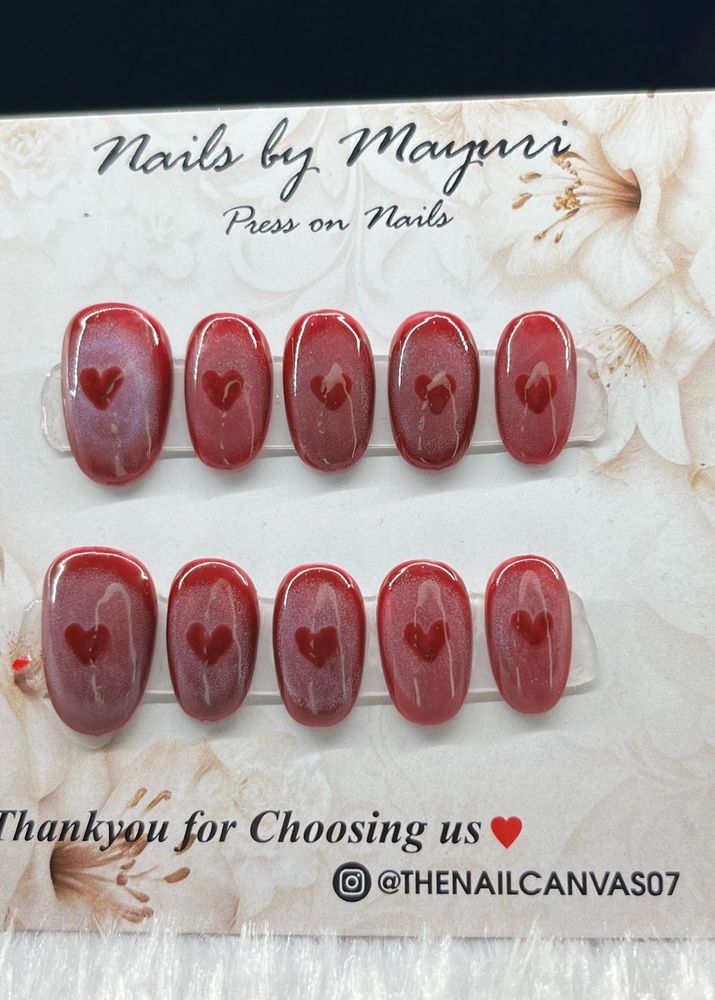 Red Heart Press On Nails