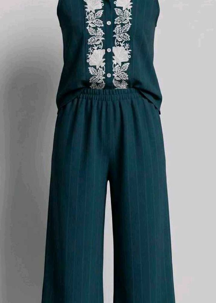 Embroidered Teal Kurta Set