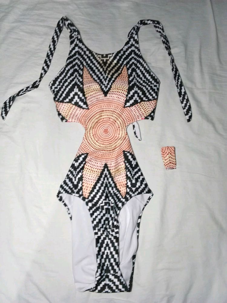 Knot Front Cut One Piece/ Swimsuit/ Beach Party 🔥