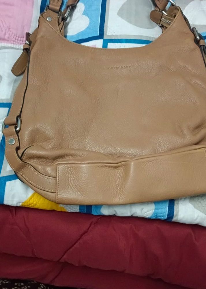 tan leather hobo bag
