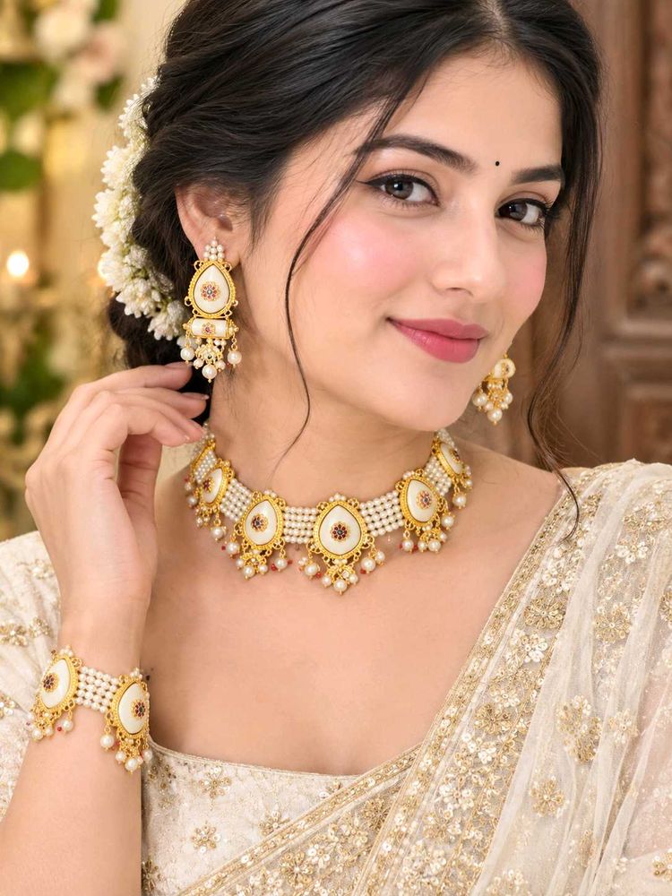 Exquisite Pearl &amp; Gold Ethnic Jewellery Set