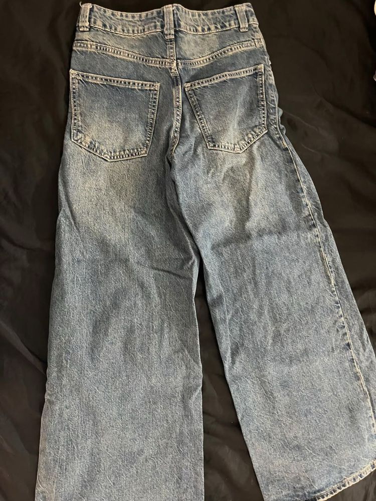 Light Wash Wide Leg Jeans