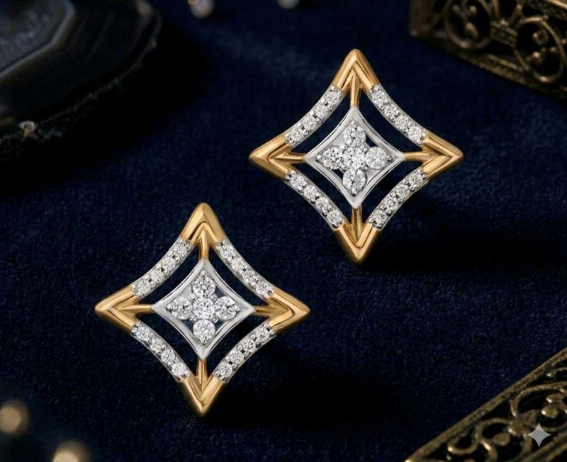 Exquisite Diamond &amp; Gold Stud Earrings