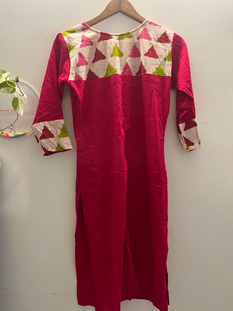 Vibrant Pink Kurta with Geometric Print