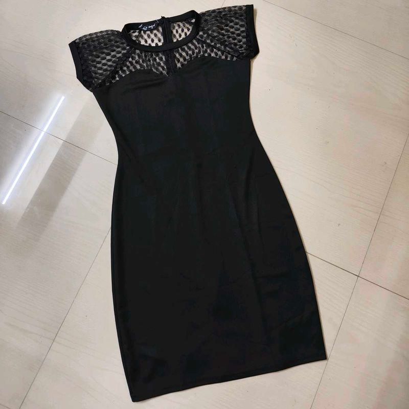 Elegant Black Sheath Dress
