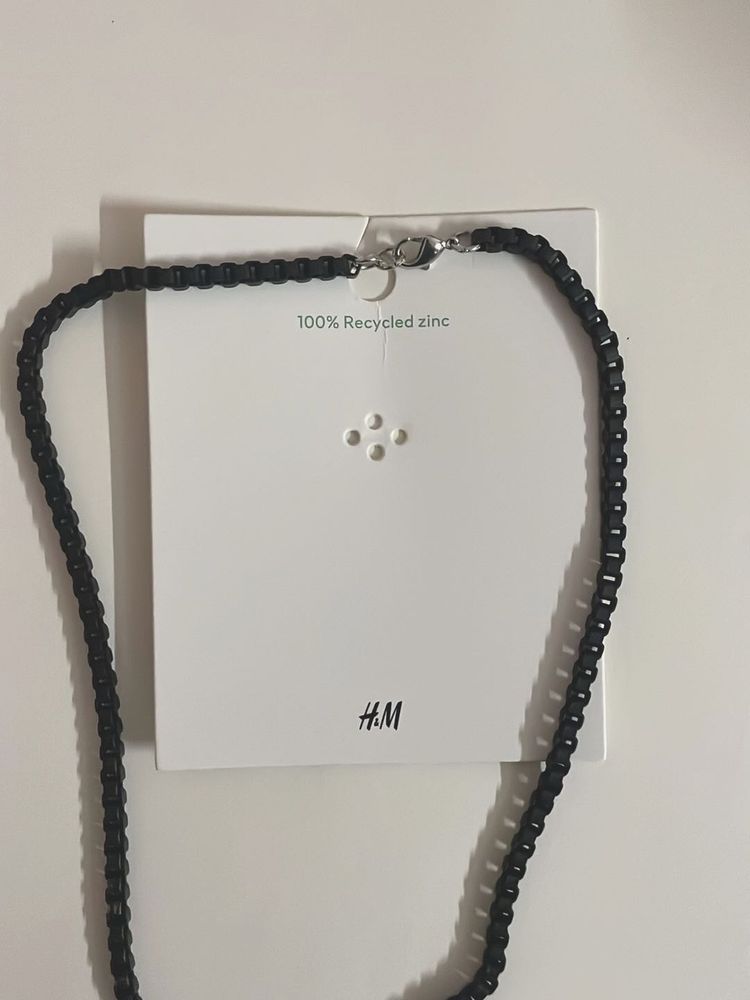 H&amp;M Black Chain Necklace