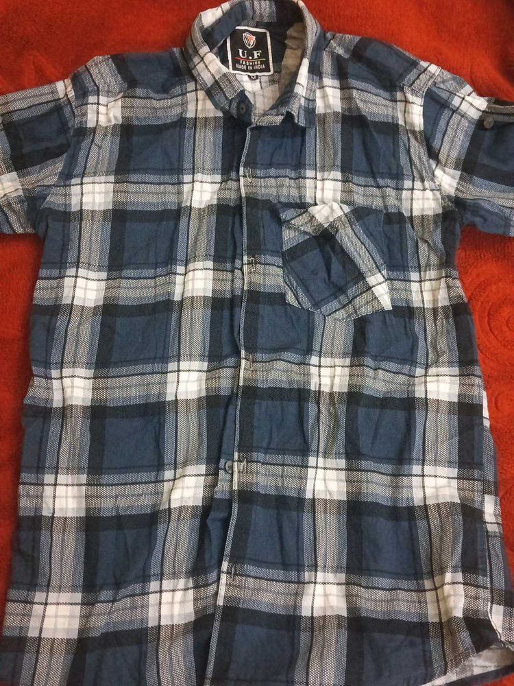 Men's Plaid Button-Up Shirt