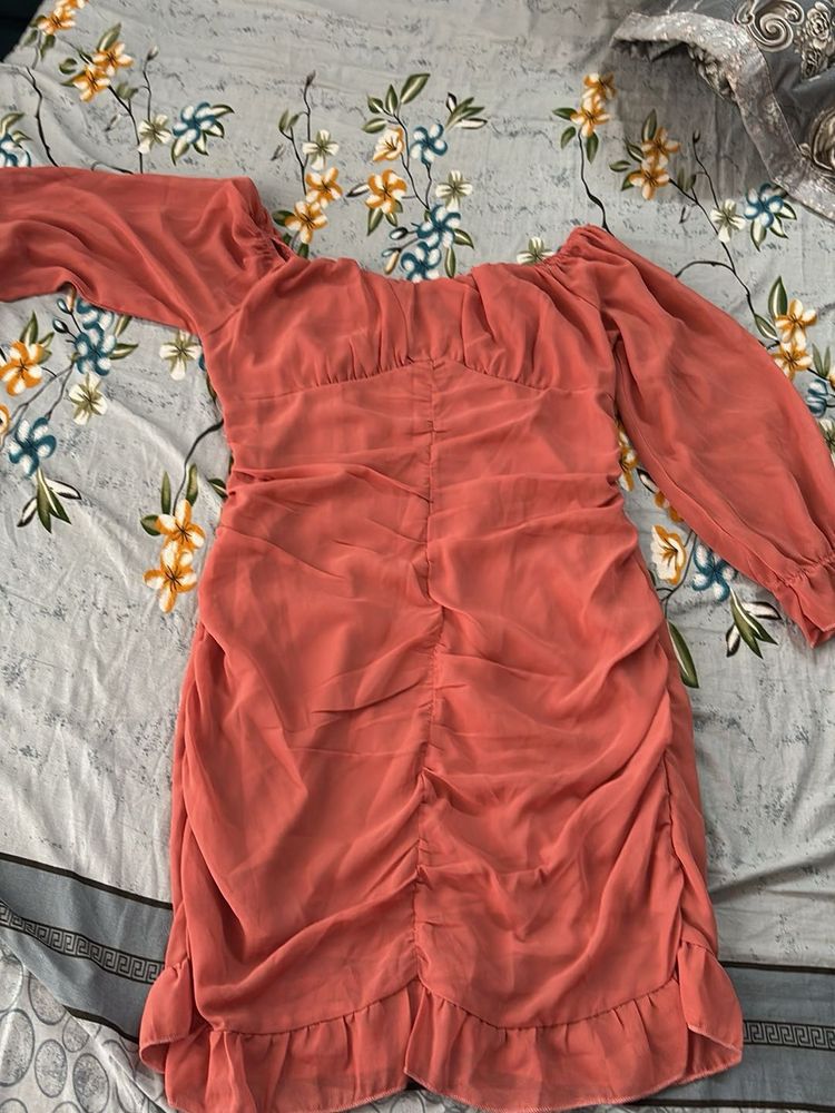 Chic Ruched Off-Shoulder Dress