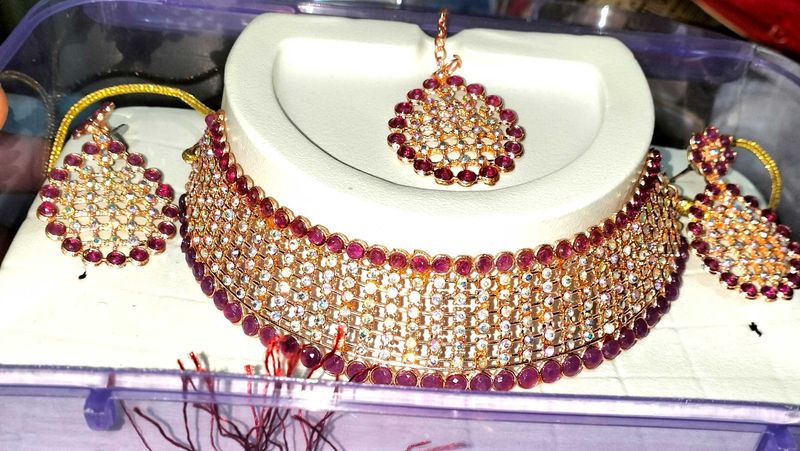 Necklace Set