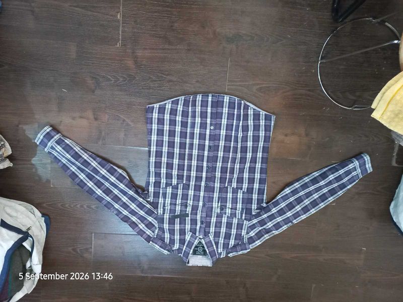 Men's Plaid Button-Down Shirt
