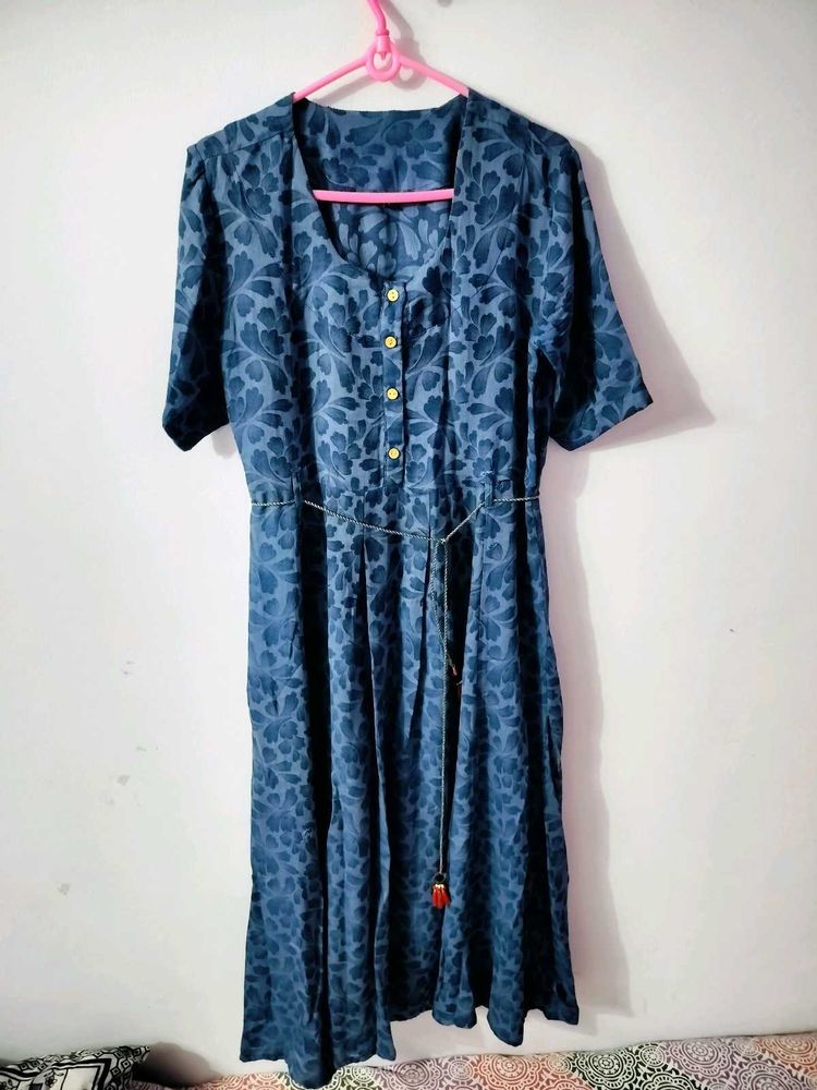 Blue Floral Print maxi dress 💙👗