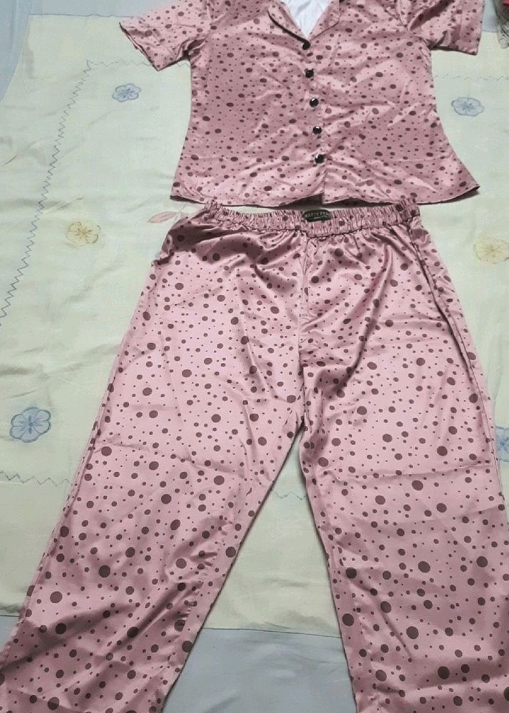 Night suit
