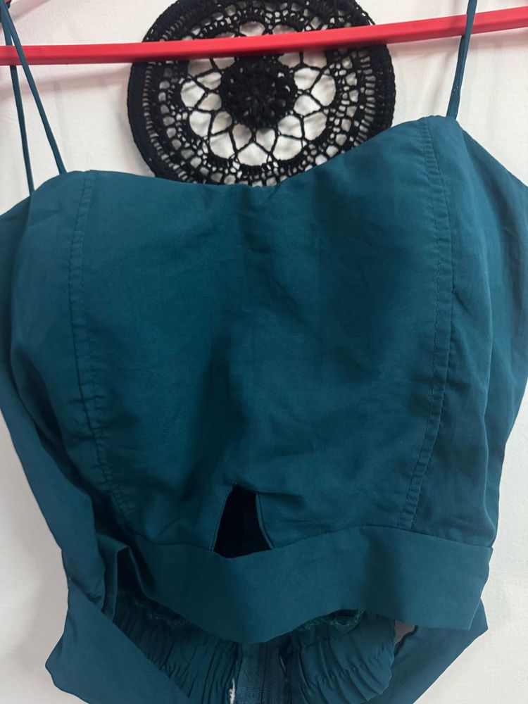 Teal Cut-out crop top
