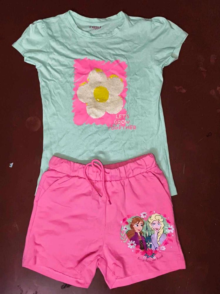 Cute Disney Frozen T-Shirt and Shorts Set