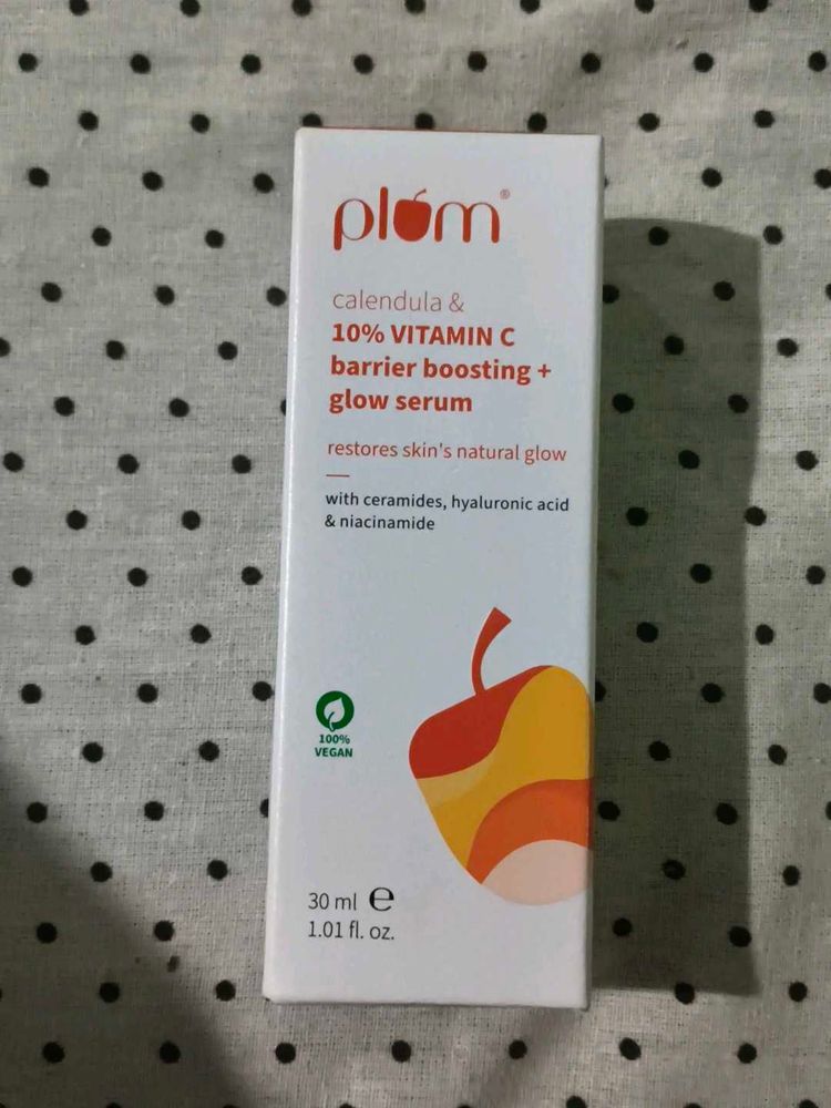 plum 10% vitamin c barrier boosting glow serum