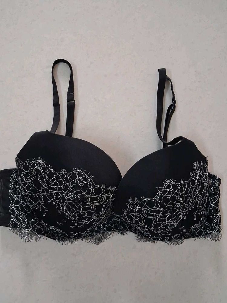 34C Lasenza Elegant Black Lace Bra