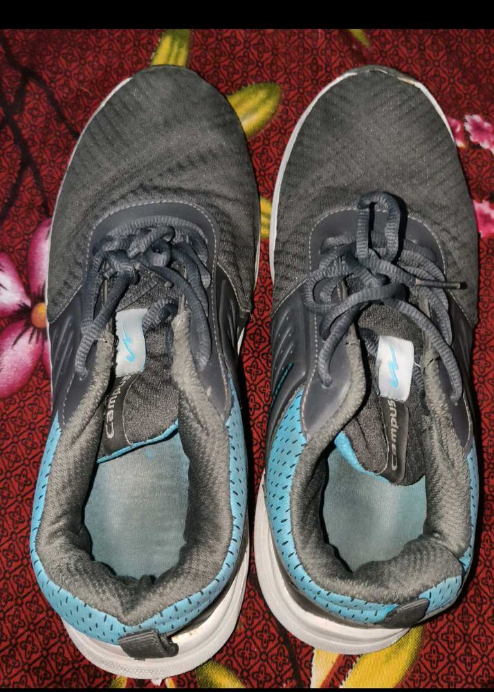 Campus Gym daily used shoes with socks