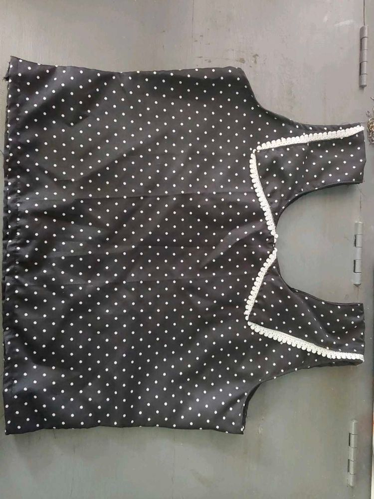 Chic Polka Dot Blouse