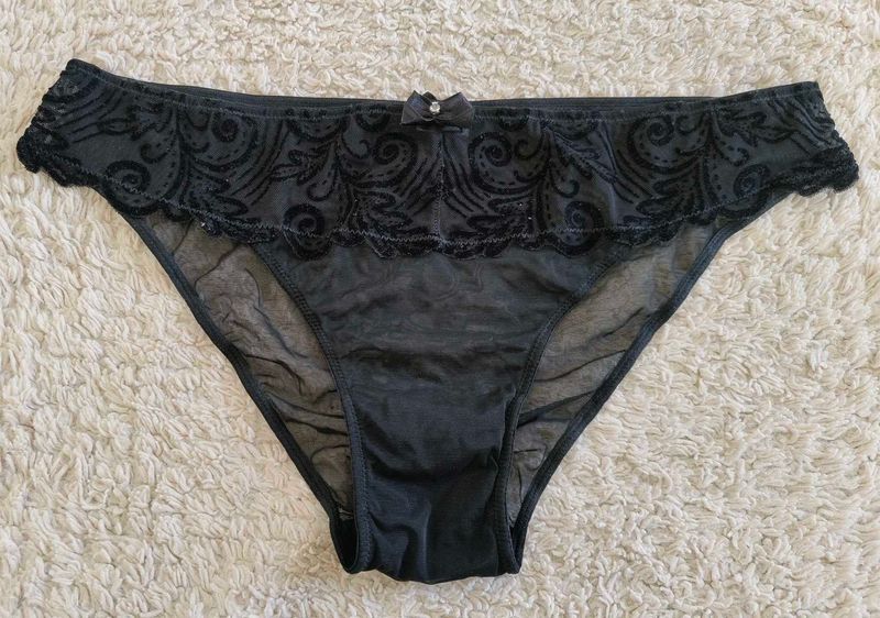 🖤Yamamay Brazilian-style Lace Trim Briefs