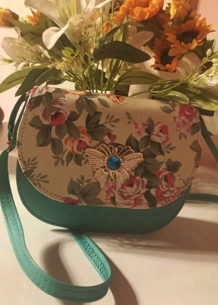 Floral Crossbody Bag with Bee Accent