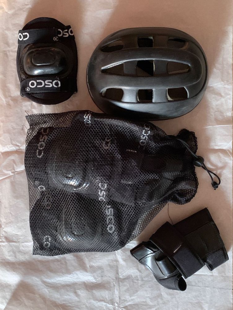 Cosco Skating/Cycling Protective Kit - Black